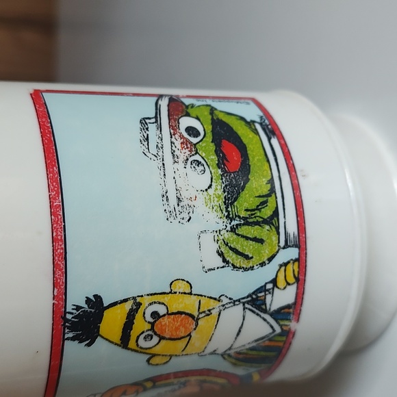 Vintage Sesame Street coffee cup - Picture 9 of 9